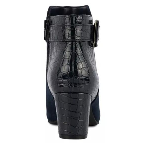 Karen Scott Ivyy Navy Ankle Booties -New In Box - Picture 3 of 4